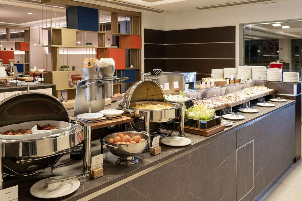 Hotel Doubletree By Hilton Milan Malpensa Solbiate Olona Restaurace fotografie