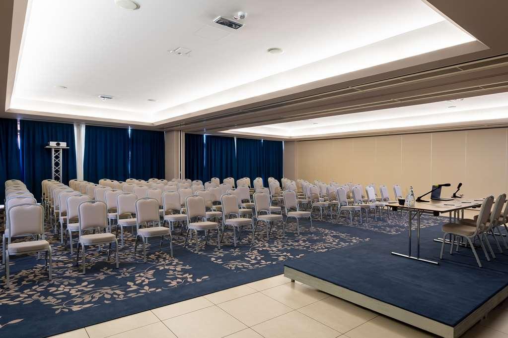 Hotel Doubletree By Hilton Milan Malpensa Solbiate Olona Zařízení fotografie