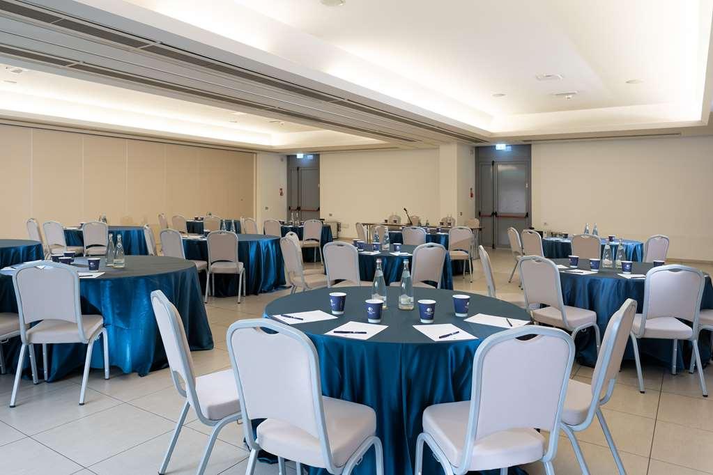 Hotel Doubletree By Hilton Milan Malpensa Solbiate Olona Zařízení fotografie